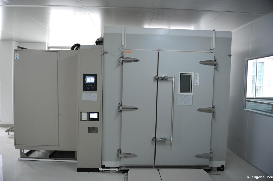 步入式高低温湿热试验箱